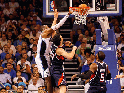 太陽vs湖人詹姆斯 太陽vs湖人詹姆斯